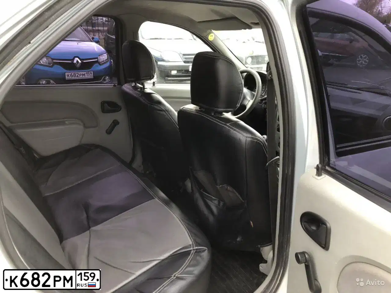 Фото автомобиля RENAULT LOGAN, 2017 — госномер М693КТ159. Цвет: СВЕТЛО-СИНИЙ