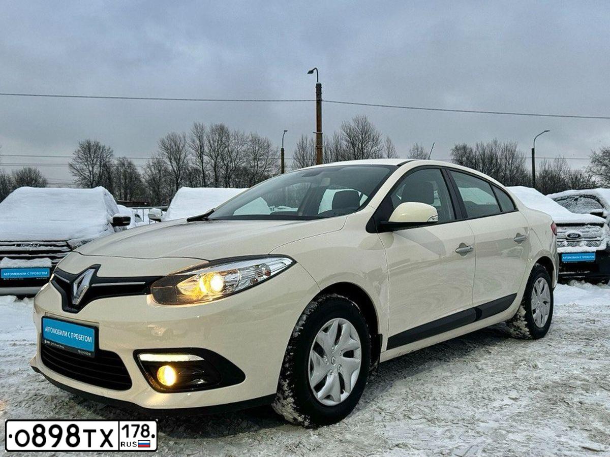 Фото автомобиля RENAULT FLUENCE, 2013 — госномер О898ТХ178. Цвет: Белый