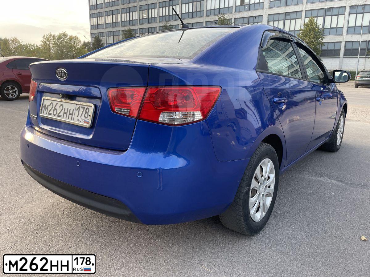 Фото автомобиля KIA CERATO, 2010 — госномер М262НН178. Цвет: ГОЛУБОЙ