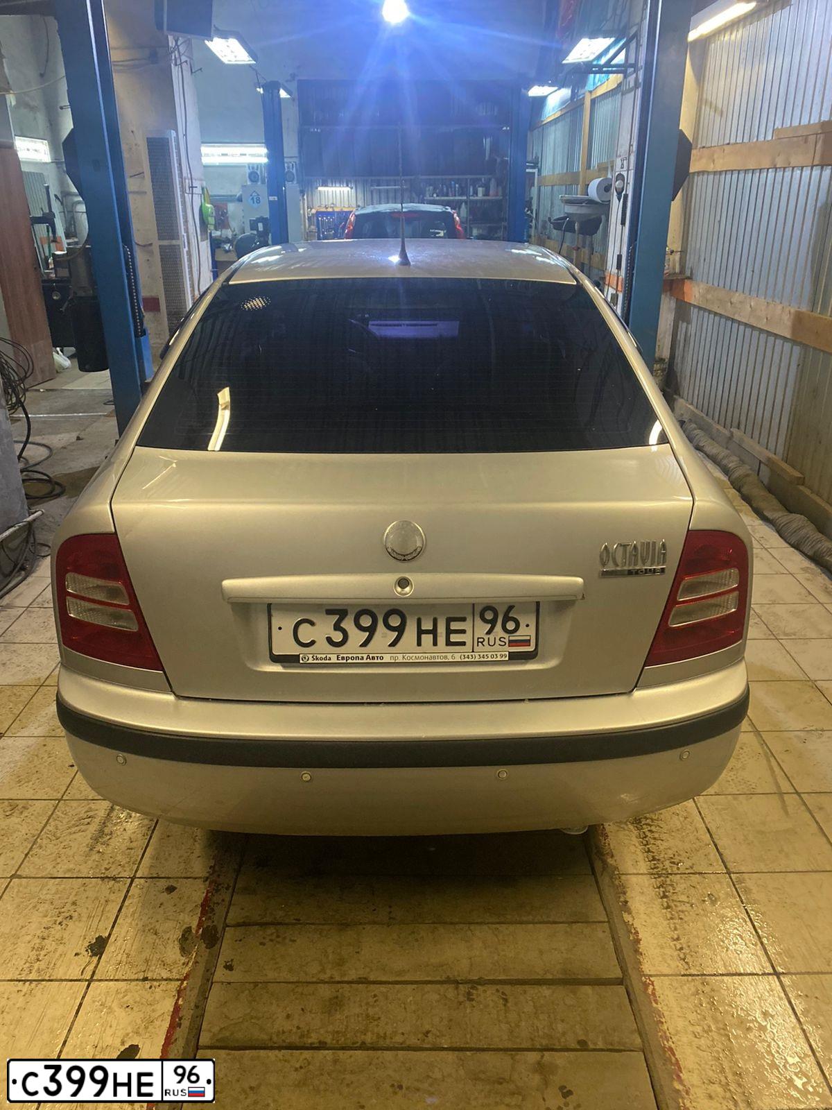 Фото автомобиля SKODA OCTAVIA, 2006 — госномер С399НЕ96