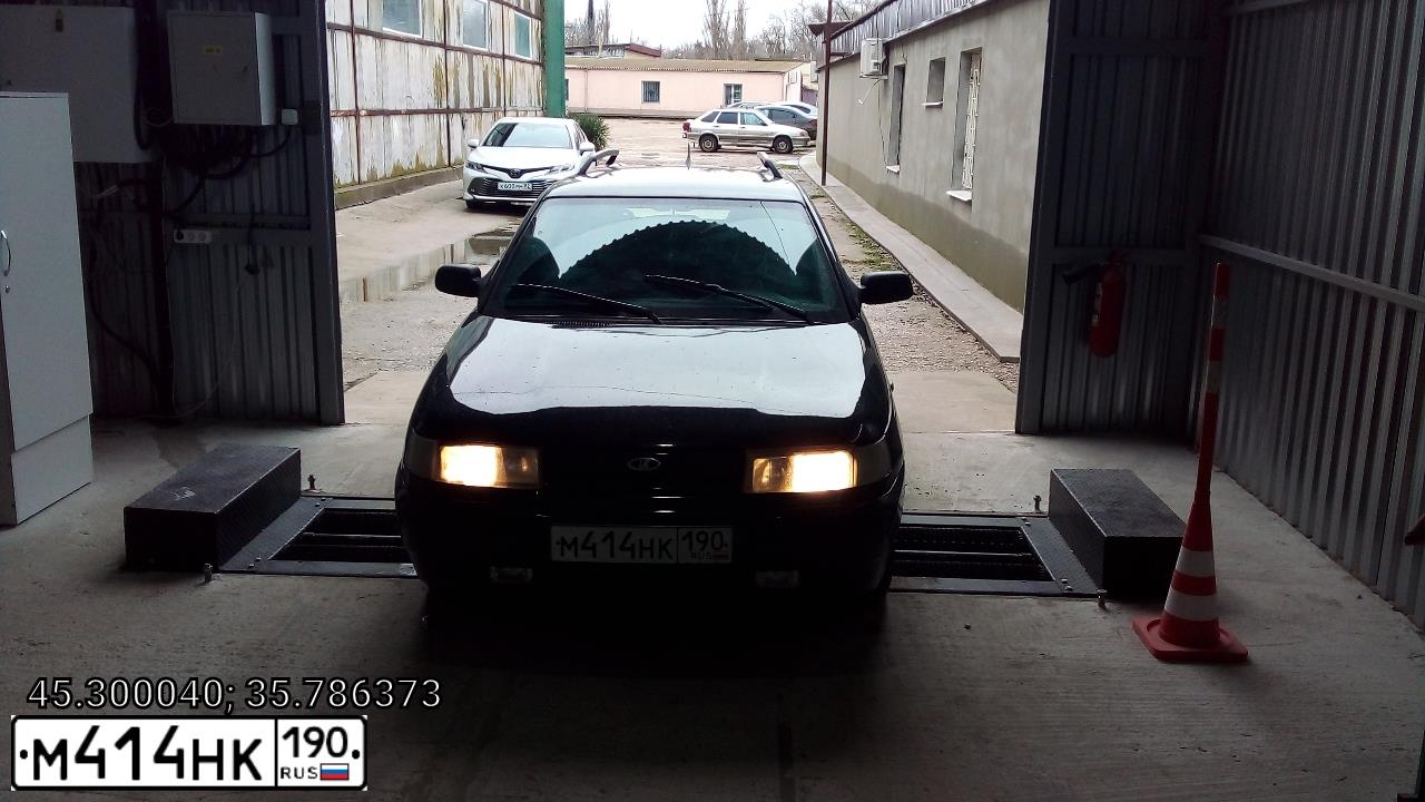 Фото автомобиля HYUNDAI H-1, 2008 — госномер М107СЕ126. Цвет: СИНИЙ СЕРЫЙ