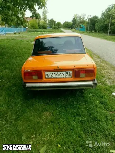 Фото автомобиля LADA 2105, 1984 — госномер Е377ВТ761