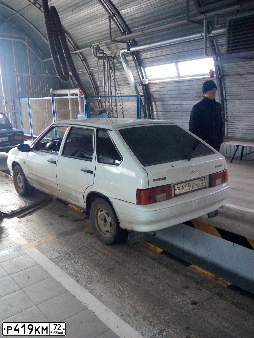 Фото автомобиля LADA 2114 SAMARA, 2013 — госномер Р419КМ72. Цвет: БЕЛЫЙ