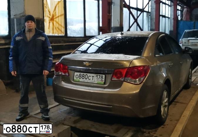 Фото автомобиля CHEVROLET CRUZE, 2013 — госномер Х707ТН69. Цвет: БЕЖЕВЫЙ МЕТАЛЛИК