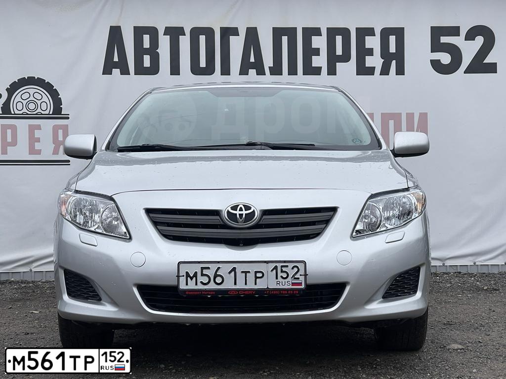 Фото автомобиля TOYOTA COROLLA, 2007 — госномер А502ВР199. Цвет: СВЕТЛО-СЕРЫЙ