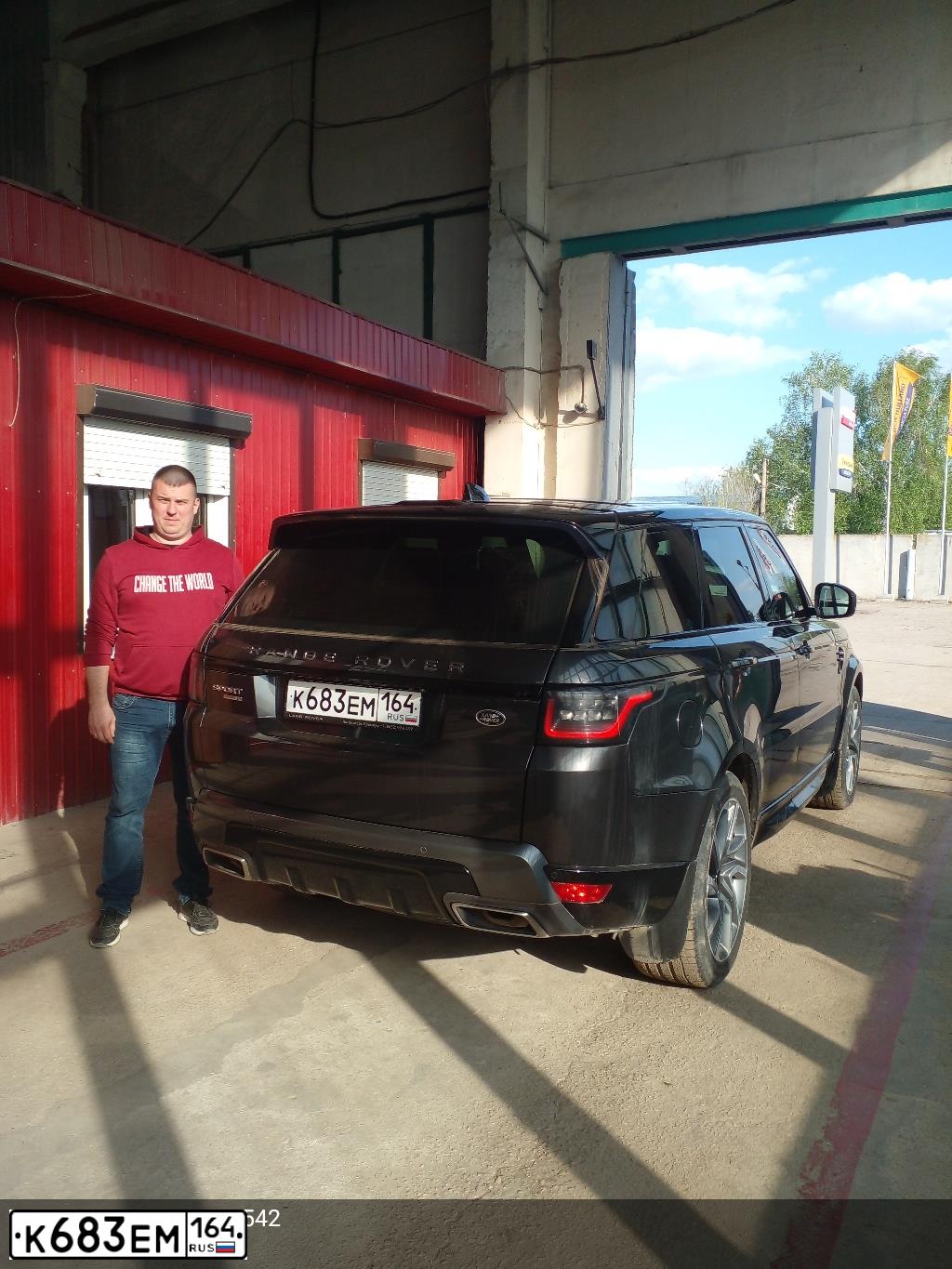 Фото автомобиля LANDROVER RANGE ROVER SPORT, 2019 — госномер К683ЕМ164. Цвет: ТЕМНО-СЕРЫЙ