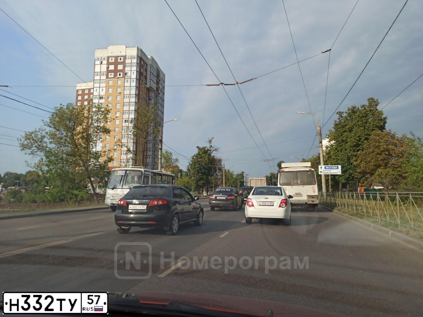 Фото автомобиля CHEVROLET LACETTI, 2012 — госномер Н332ТУ57. Цвет: ЧЕРНЫЙ