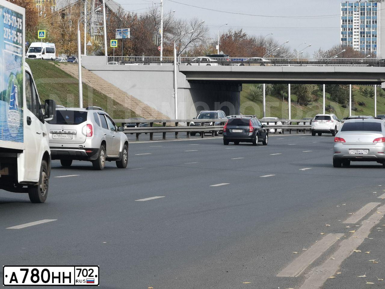 Фото автомобиля RENAULT DUSTER, 2012 — госномер А333ТА156. Цвет: СВЕТЛО-СЕРЫЙ