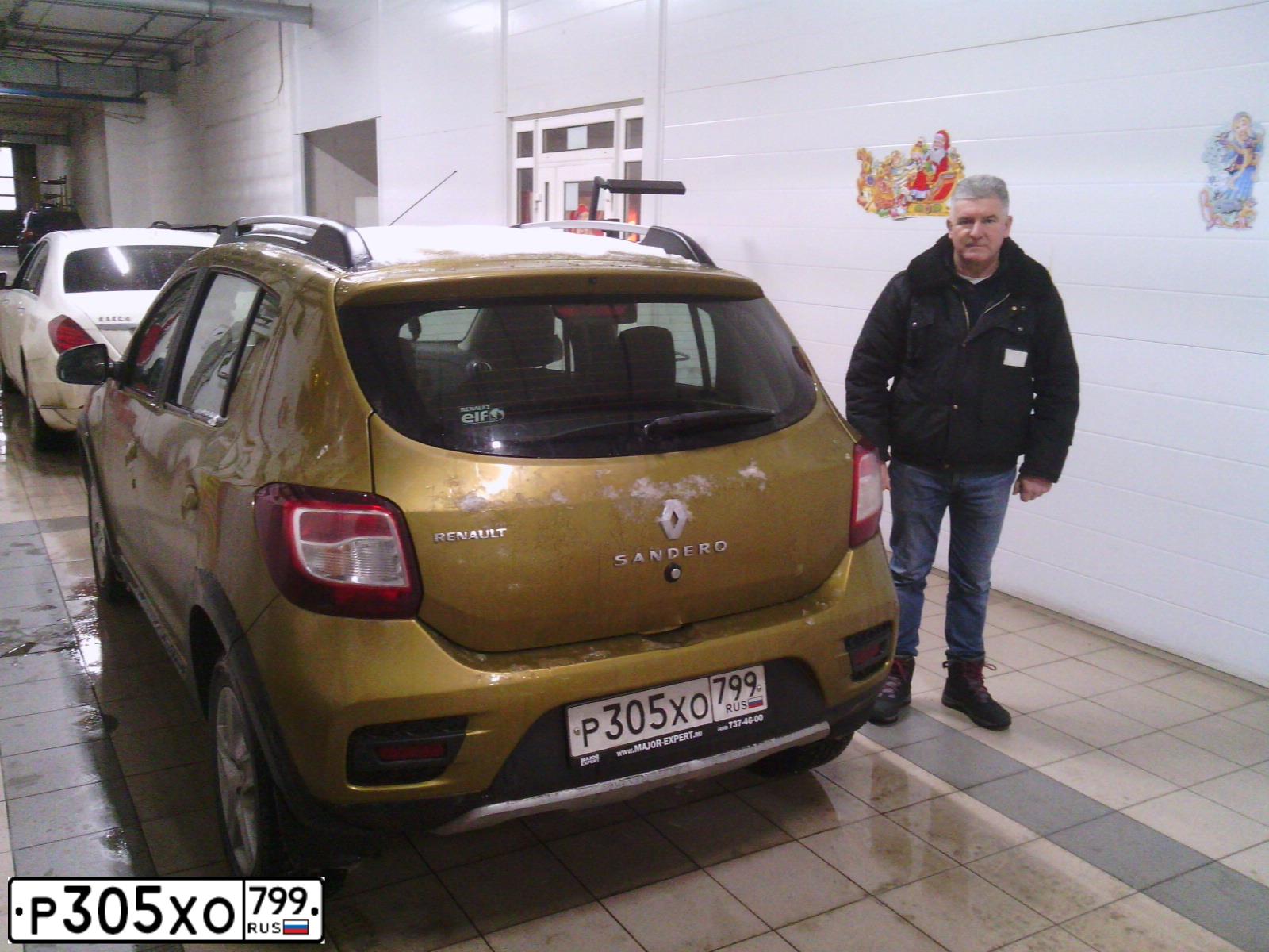 Фото автомобиля RENAULT SANDERO, 2015 — госномер Н911ЕР181