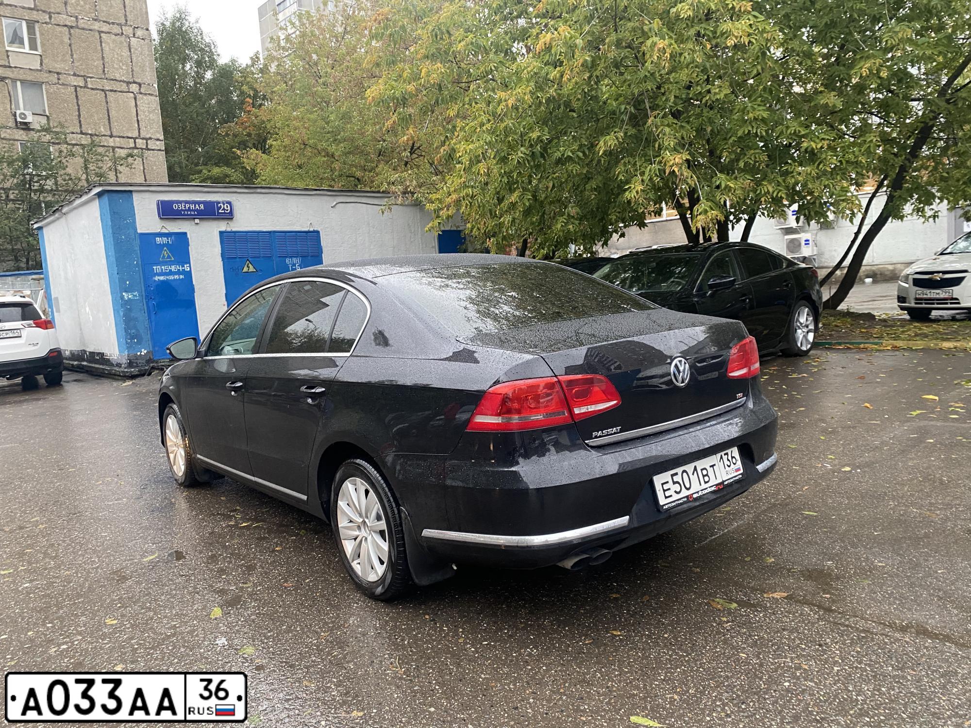Фото автомобиля KIA SPORTAGE, 2002 — госномер А033АА36. Цвет: синий