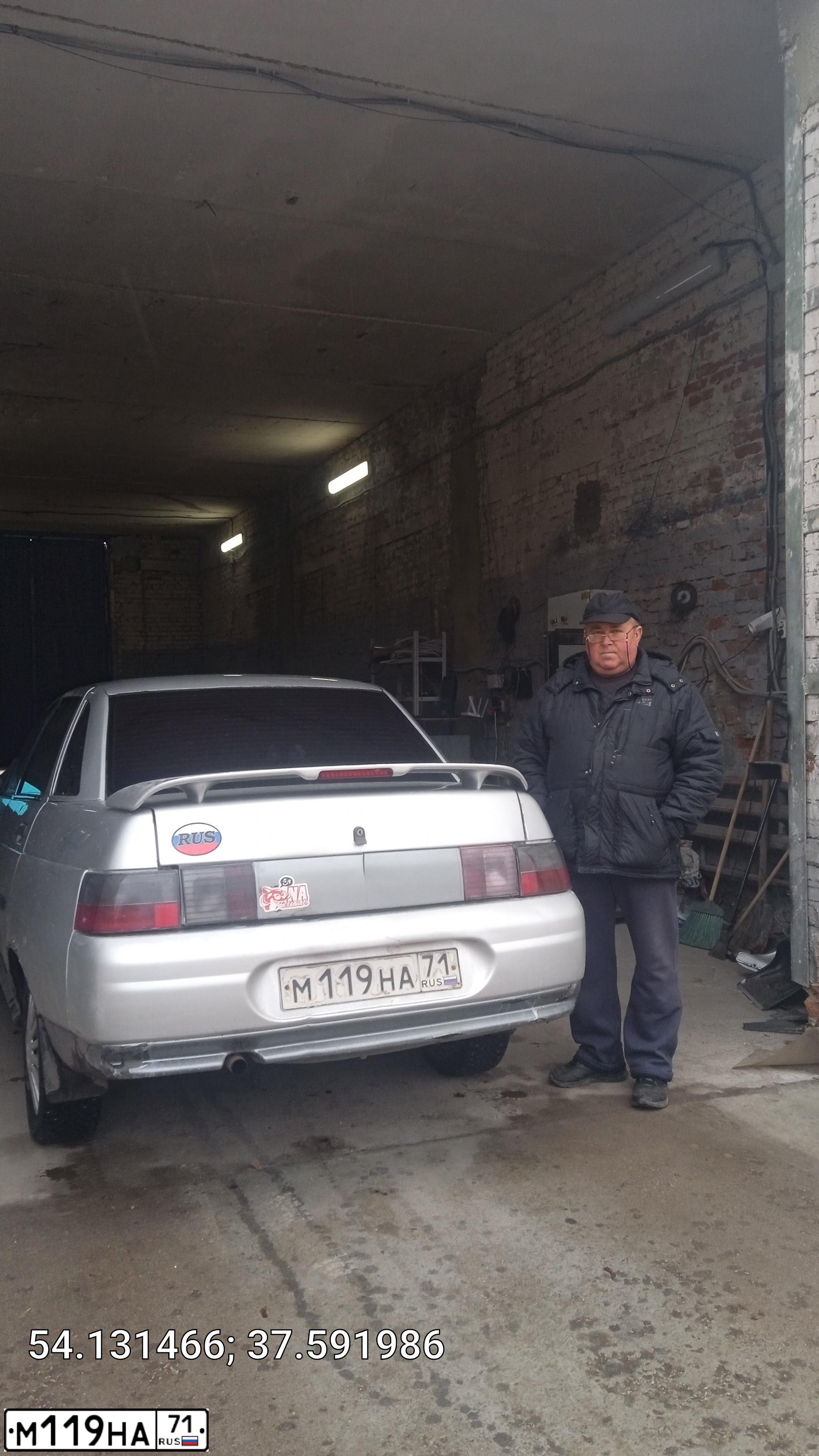 Фото автомобиля LADA 2110, 2002 — госномер У989ТО48