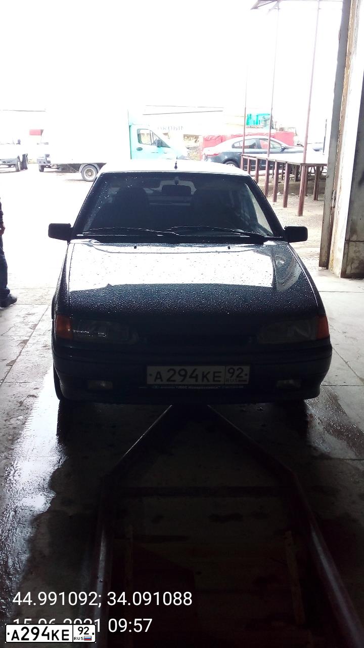 Фото автомобиля LADA 2114, 2012 — госномер М334НЕ82. Цвет: Серо-Синий