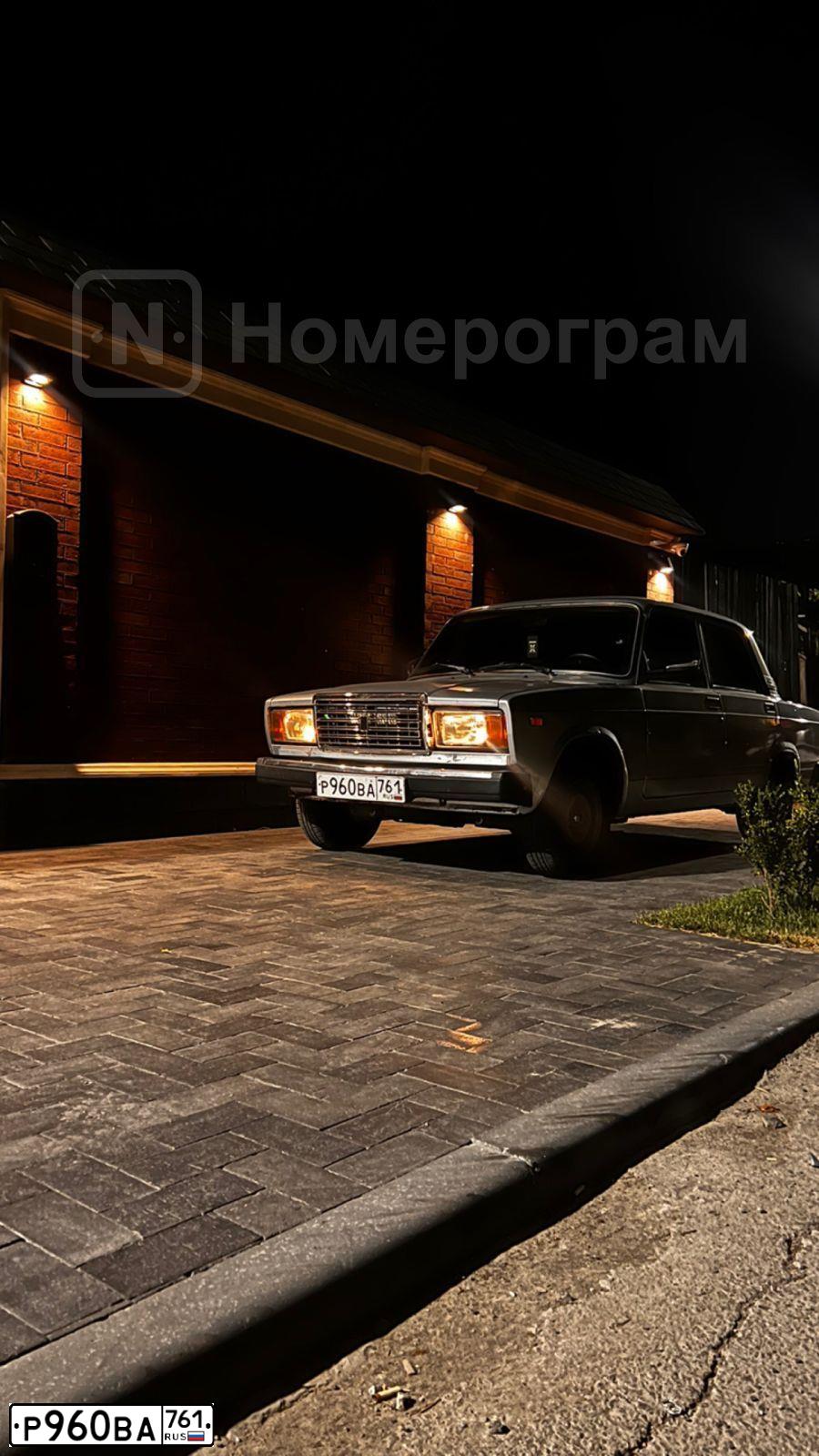 Фото автомобиля LADA 2107 LADA, 2011 — госномер Р960ВА761. Цвет: СВЕТЛО-СЕРЕБ МЕТАЛИК