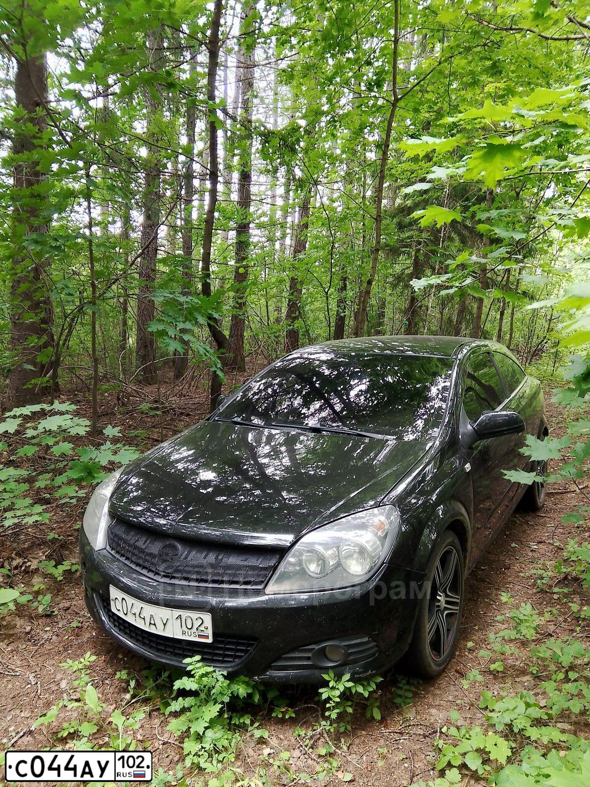 Фото автомобиля OPEL ASTRA, 2008 — госномер С044АУ102. Цвет: ЧЕРНЫЙ