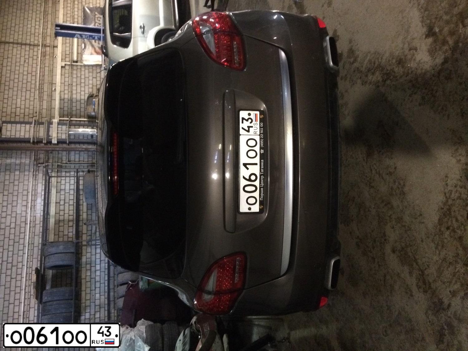 Фото автомобиля PORSCHE CAYENNE S, 2013 — госномер В395ТО43. Цвет: Коричневый