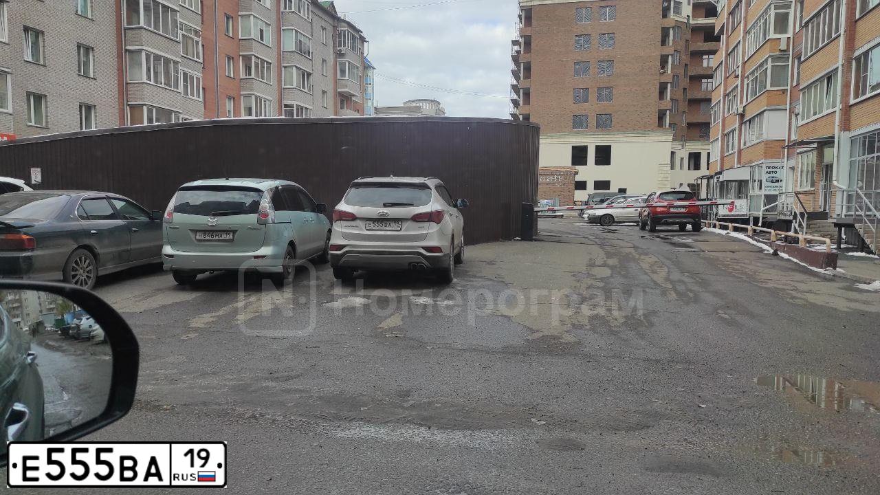 Фото автомобиля FORD FOCUS, 2007 — госномер В204КУ19. Цвет: ЧЕРНЫЙ