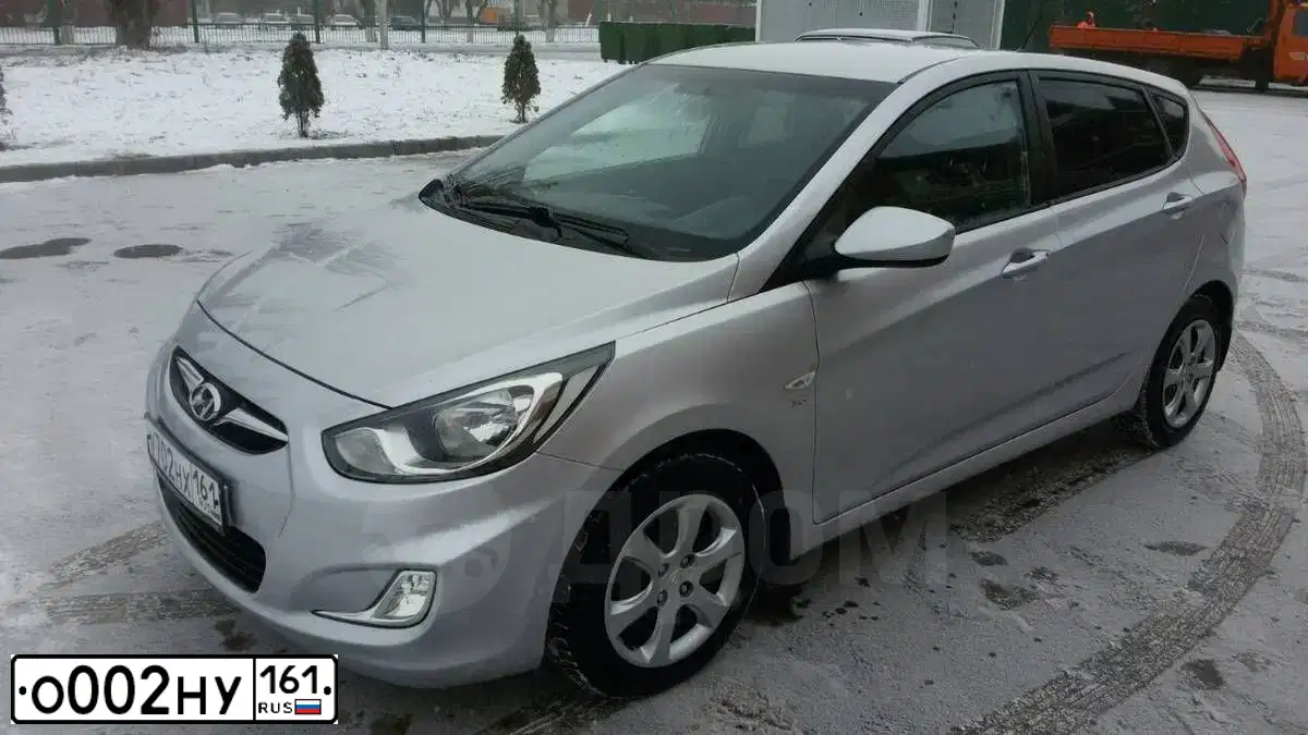 Фото автомобиля NISSAN TEANA, 2010 — госномер М302НН761. Цвет: СЕРЕБРИСТЫЙ