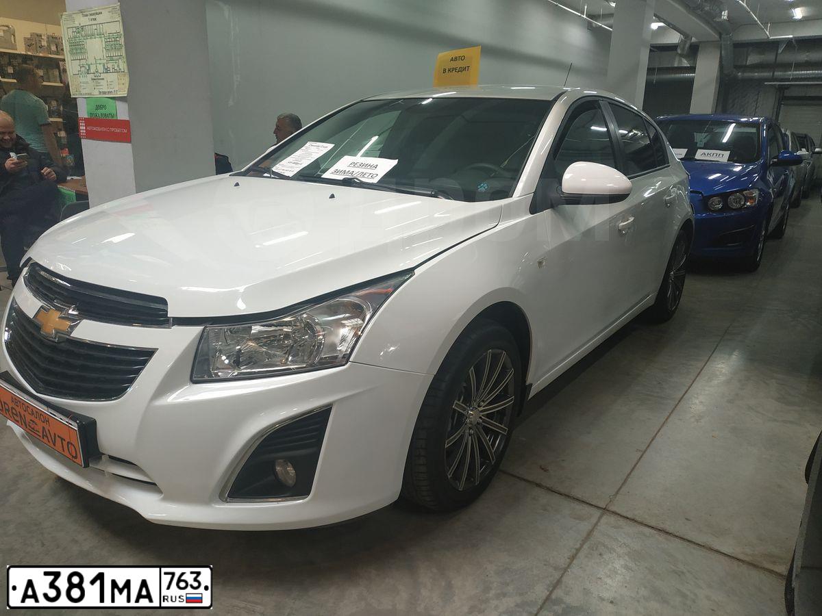 Фото автомобиля CHEVROLET CRUZE, 2013 — госномер Е848ЕР156. Цвет: Белый