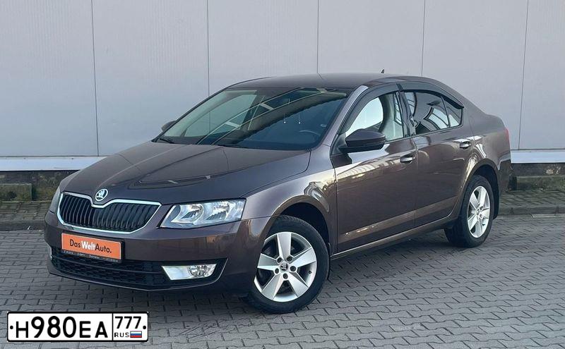 Фото автомобиля SKODA OCTAVIA, 2013 — госномер О426НУ67. Цвет: Коричневый