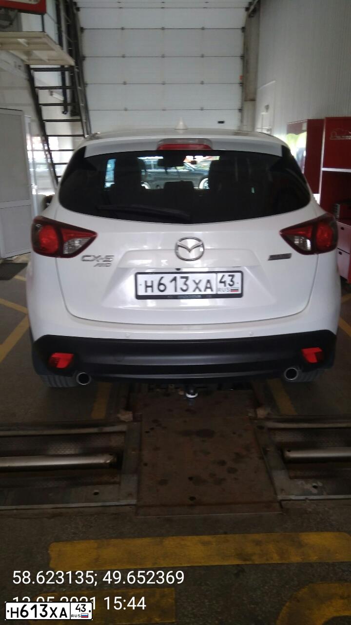 Фото автомобиля MAZDA CX-5, 2013 — госномер Н613ХА43. Цвет: БЕЛЫЙ ПЕРЛАМУТР