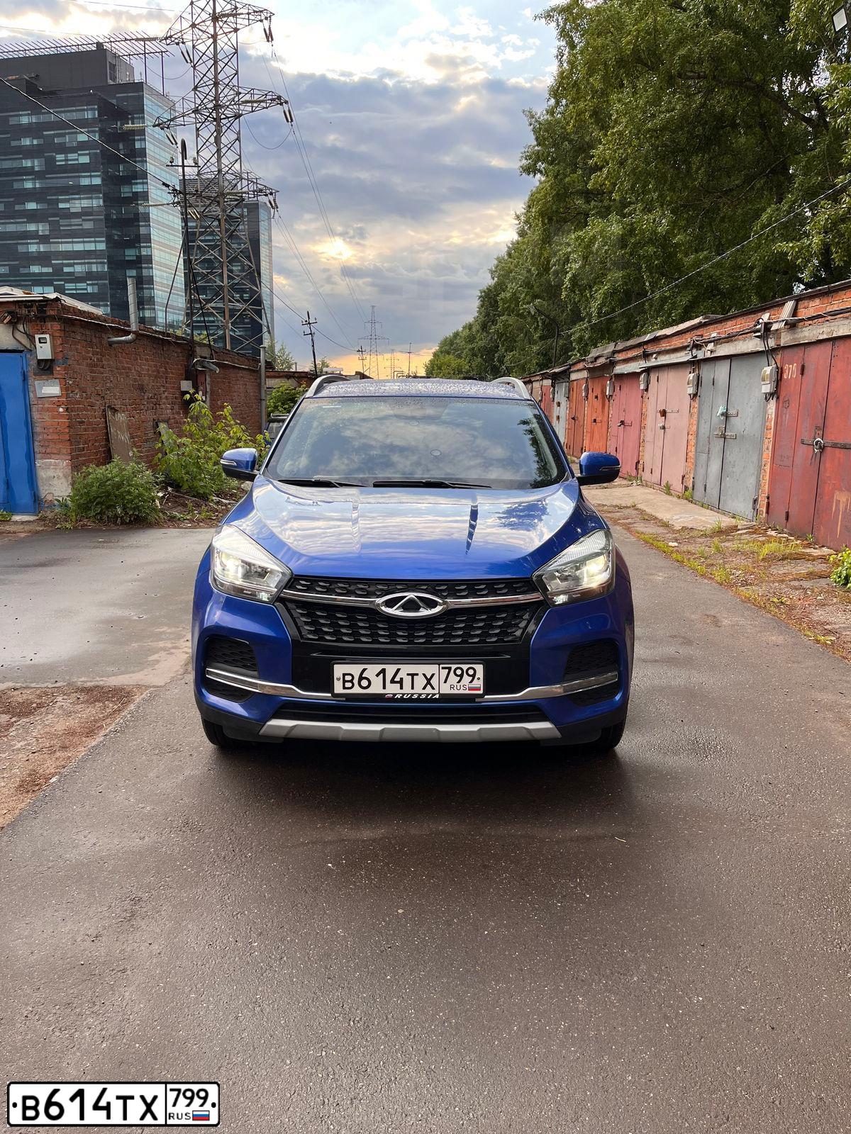 Фото автомобиля CHERY TIGGO, 2020 — госномер В614ТХ799. Цвет: синий