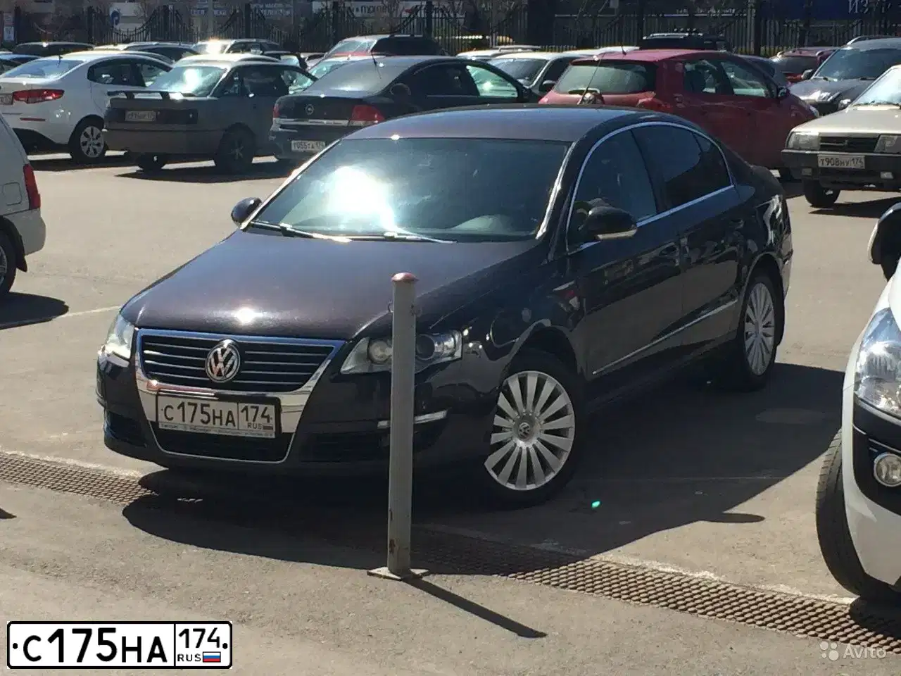 Фото автомобиля VOLKSWAGEN PASSAT, 2007 — госномер С175НА174. Цвет: Коричневый