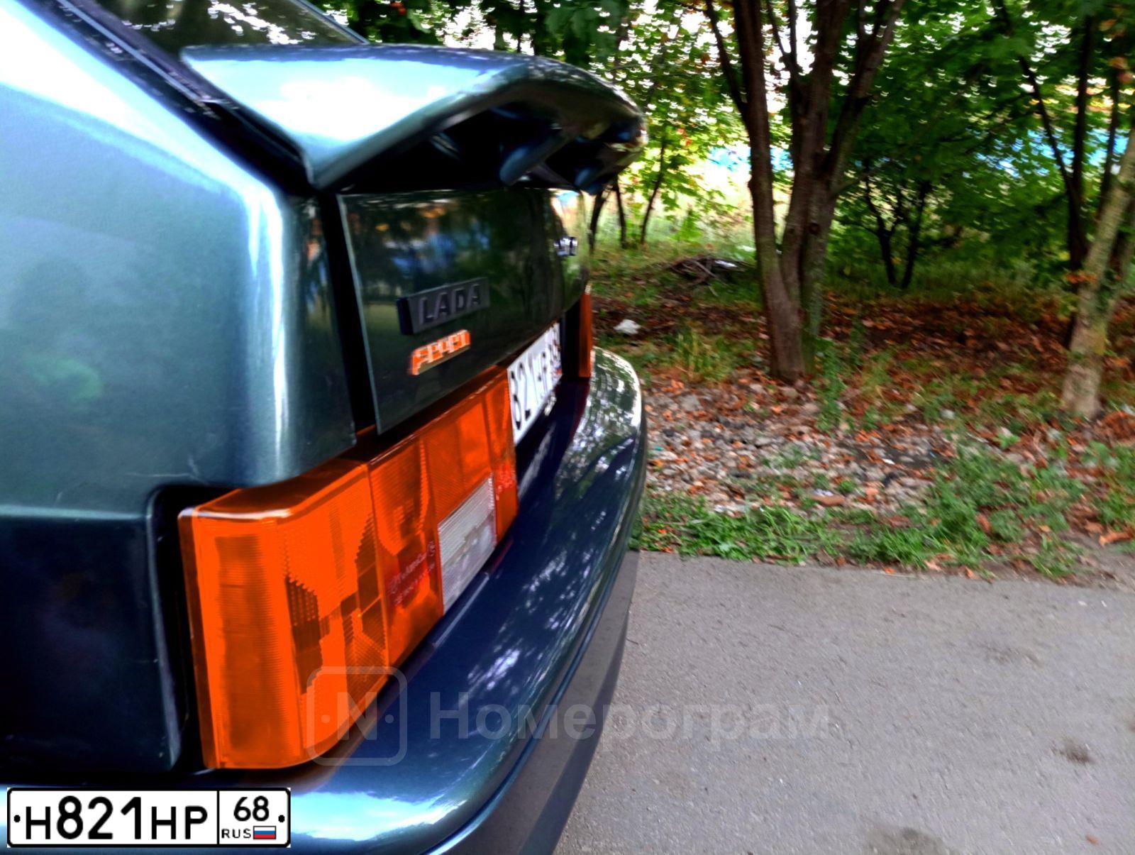 Фото автомобиля LADA 2114 SAMARA, 2006 — госномер Н821НР68. Цвет: СЕРО-СИНЕ-ЗЕЛЕНЫЙ