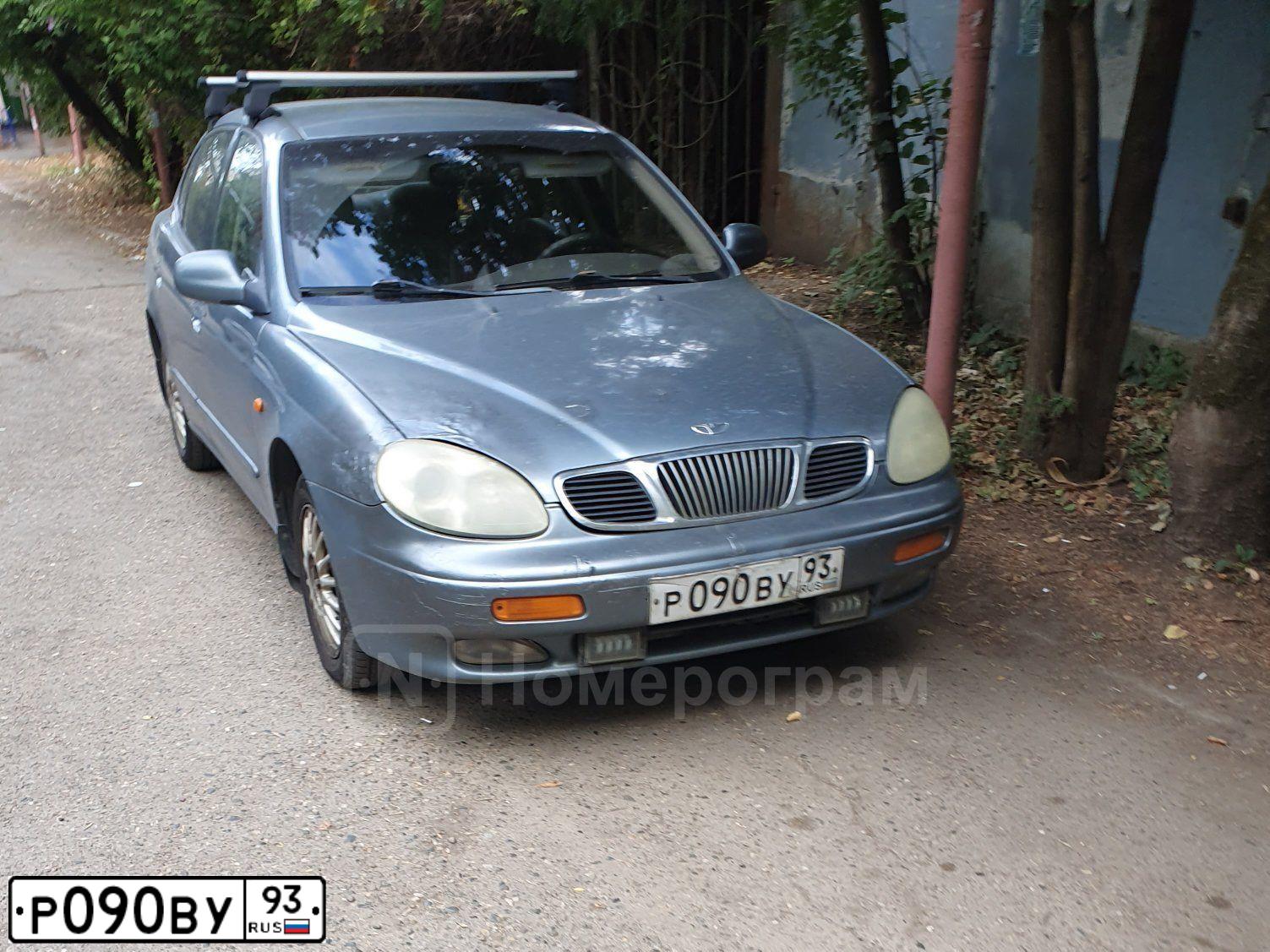 Фото автомобиля DAEWOO LEGANZA, 2001 — госномер Р090ВУ93. Цвет: СЕРО-ГОЛУБОЙ