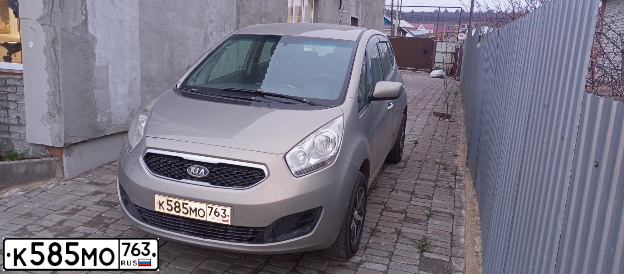 Фото автомобиля KIA VENGA, 2012 — госномер К585МО763. Цвет: Серебристый