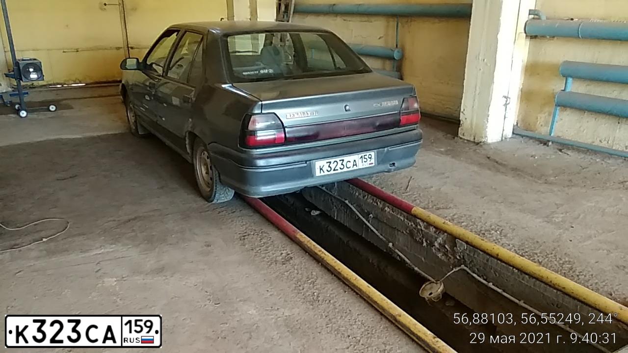 Фото автомобиля RENAULT R 19, 1998 — госномер К323СА159. Цвет: ТЕМНО-СЕРЫЙ