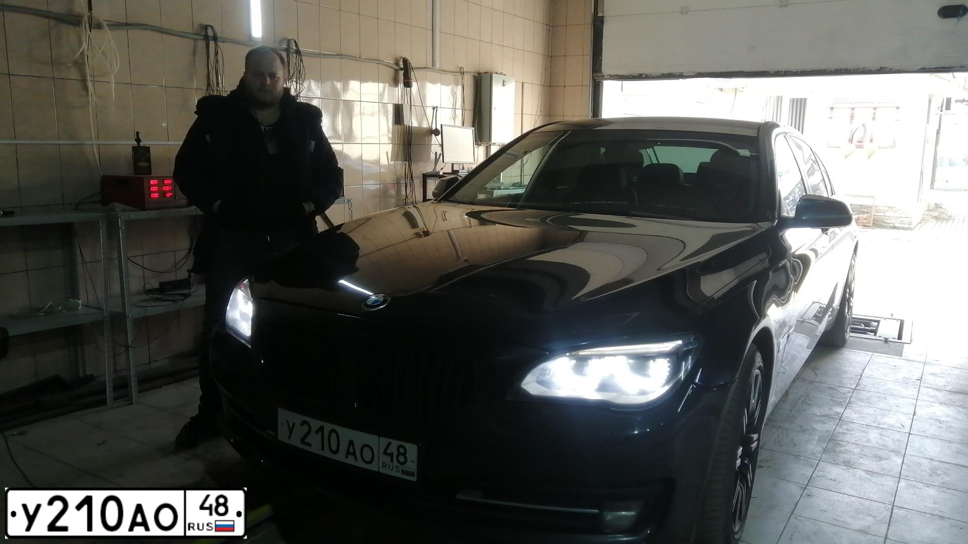 Фото автомобиля BMW SERIE 7, 2013 — госномер В958ВА181. Цвет: ЧЕРНЫЙ