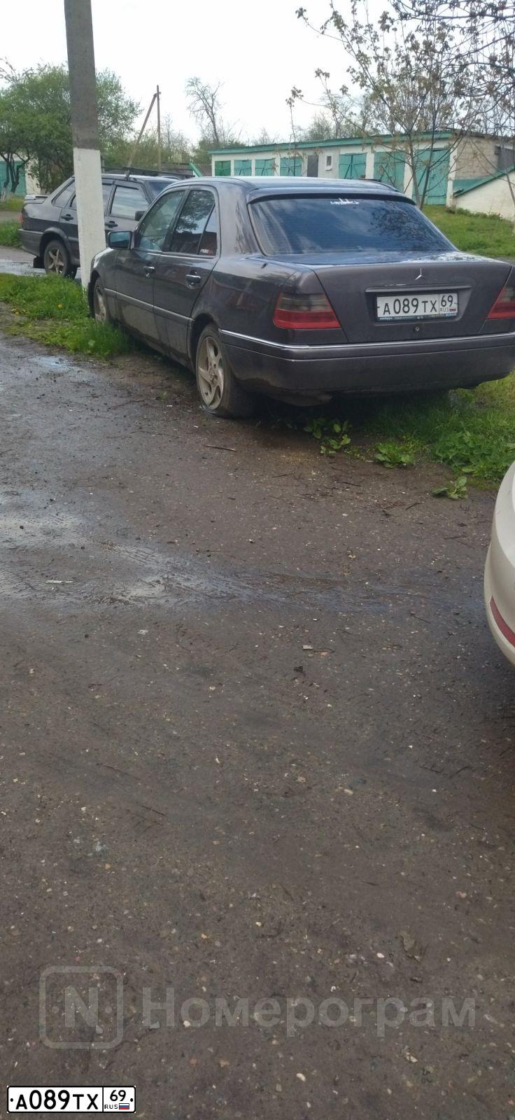 Фото автомобиля MERCEDES C-KLASSE, 1995 — госномер А089ТХ69. Цвет: СИРЕНЕВЫЙ