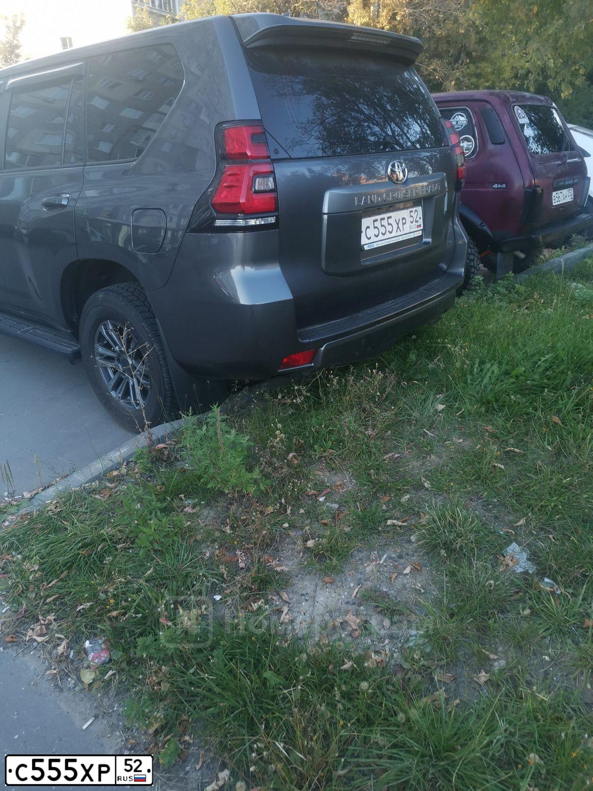 Фото автомобиля MITSUBISHI PAJERO, 2006 — госномер С555ХР52. Цвет: ЧЕРНЫЙ