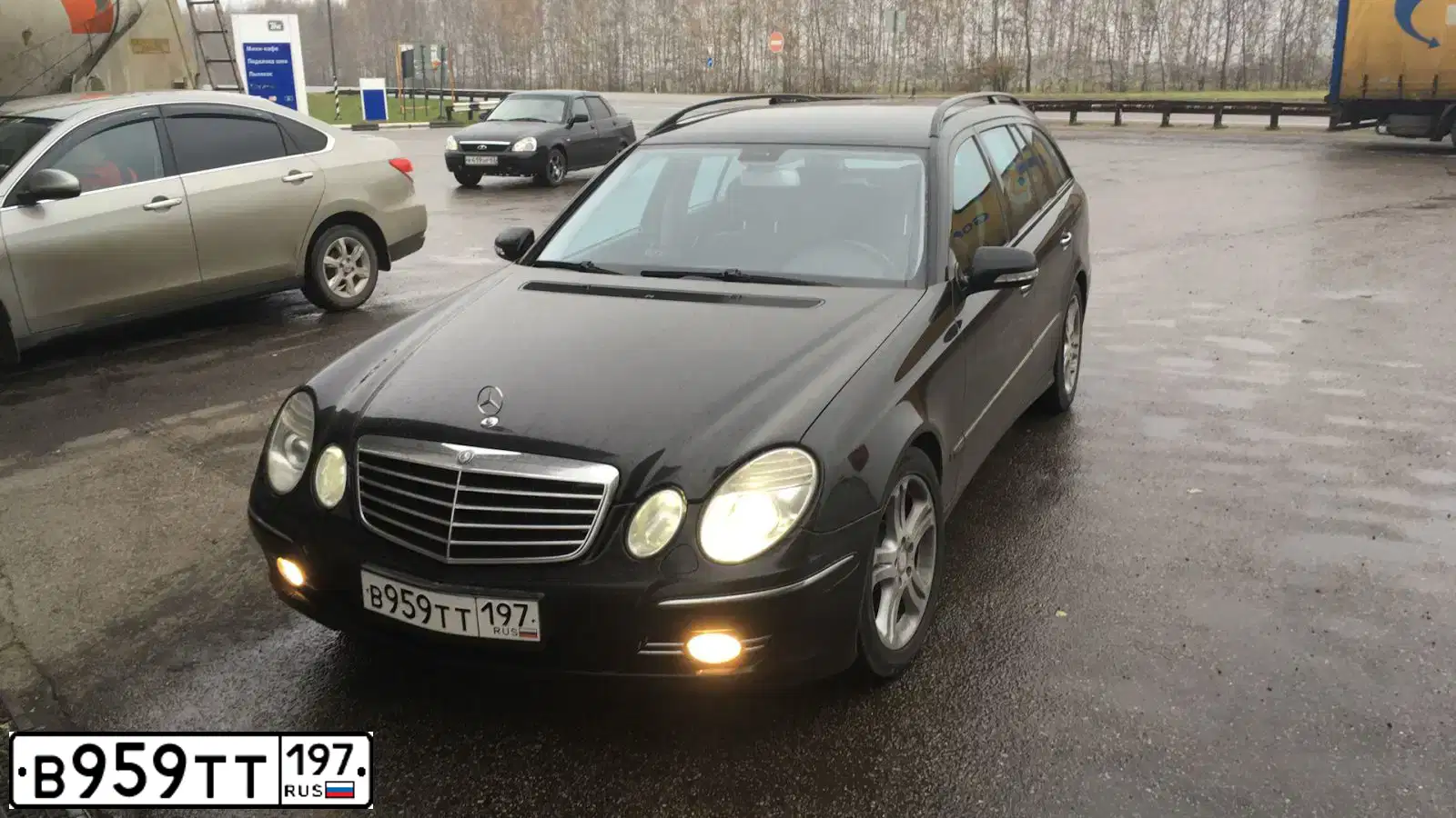 Фото автомобиля MERCEDES E-KLASSE, 2008 — госномер В959ТТ197. Цвет: ЧЕРНЫЙ