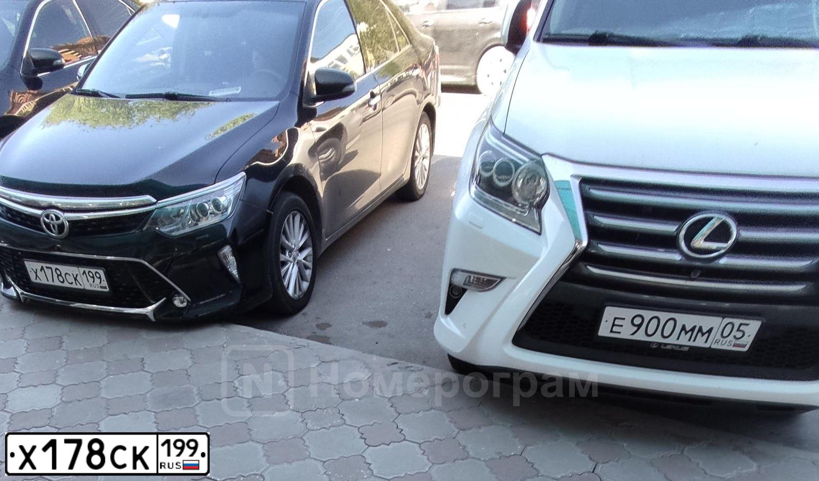 Фото автомобиля SKODA OCTAVIA, 2009 — госномер У993ТН197. Цвет: СЕРЫЙ ТЕМНЫЙ