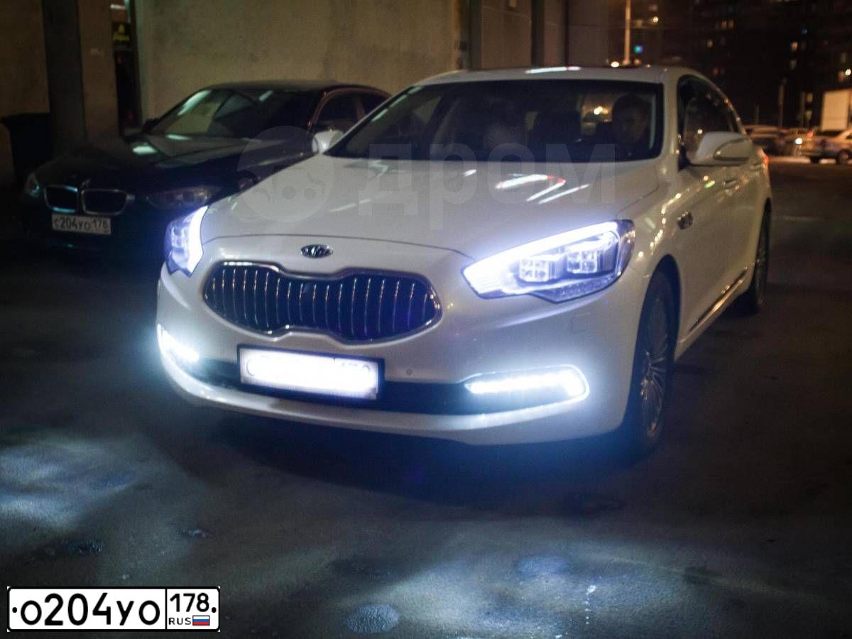 Фото автомобиля SKODA YETI, 2013 — госномер О204УО178. Цвет: ТЕМНО-СЕРЫЙ