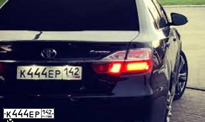 Фото автомобиля TOYOTA CAMRY, 2016 — госномер К444ЕР142. Цвет: ЧЕРНЫЙ МЕТАЛЛИК