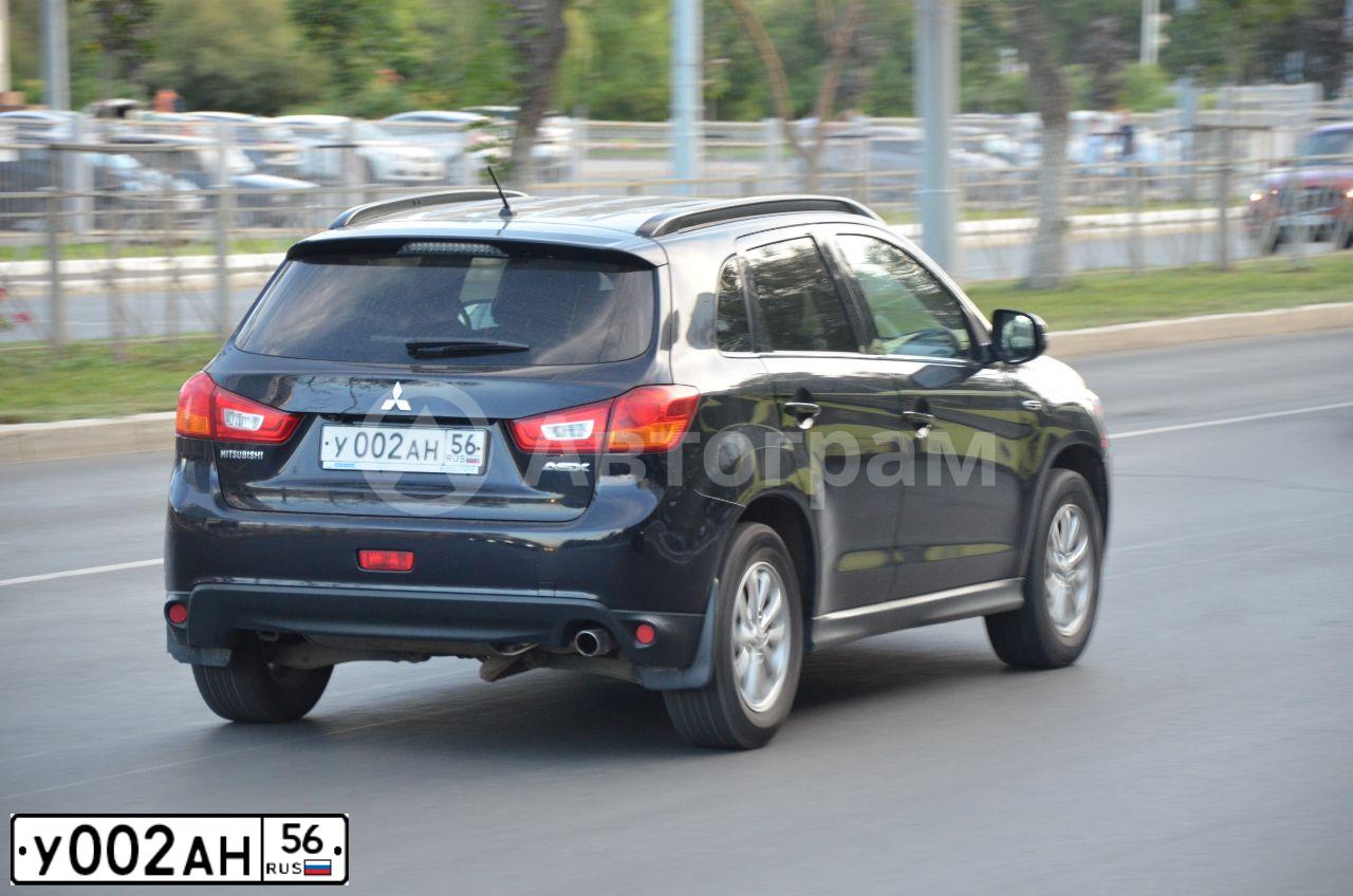 Фото автомобиля MITSUBISHI ASX, 2012 — госномер У002АН56. Цвет: ЧЕРНЫЙ