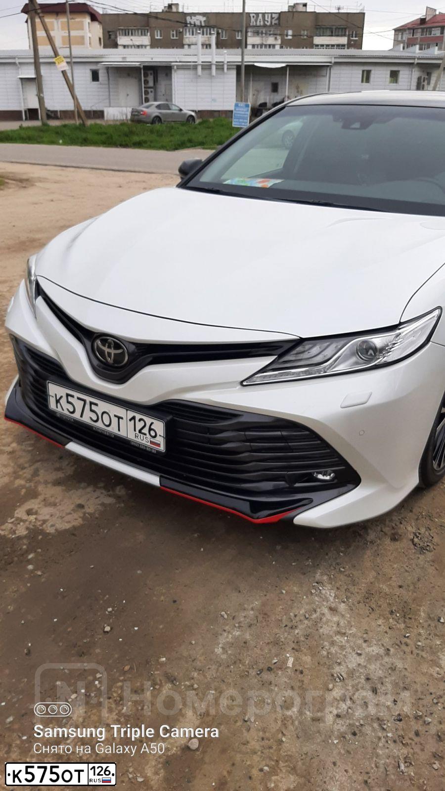Фото автомобиля TOYOTA CAMRY АSV70L RЕТNКХ, 2020 — госномер Р606НМ126. Цвет: ЧЕРНЫЙ