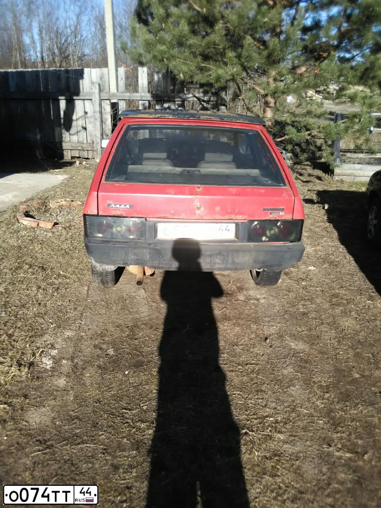 Фото автомобиля LADA 2108 SAMARA, 1995 — госномер А382ХУ44. Цвет: Красный
