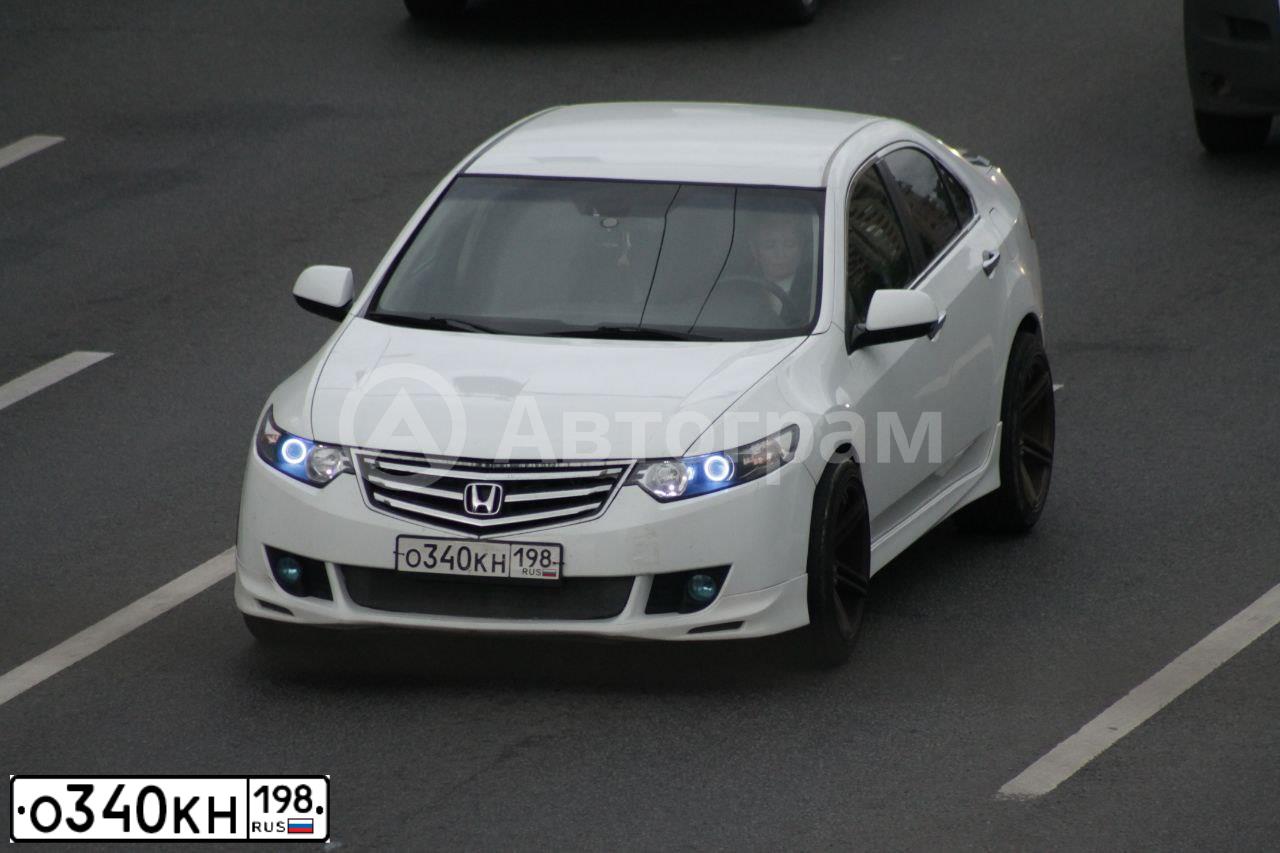 Фото автомобиля HONDA ACCORD, 2008 — госномер О340КН198. Цвет: Белый