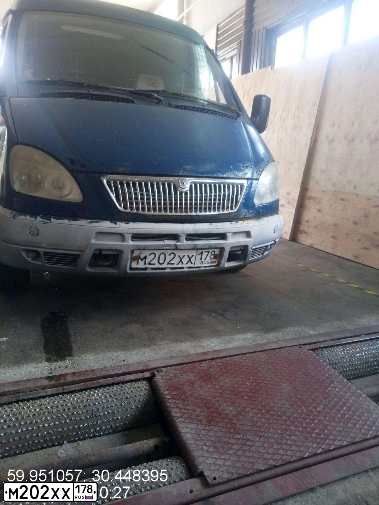 Фото автомобиля GAZ 2752 SOBOL, 2007 — госномер М202ХХ178. Цвет: синий