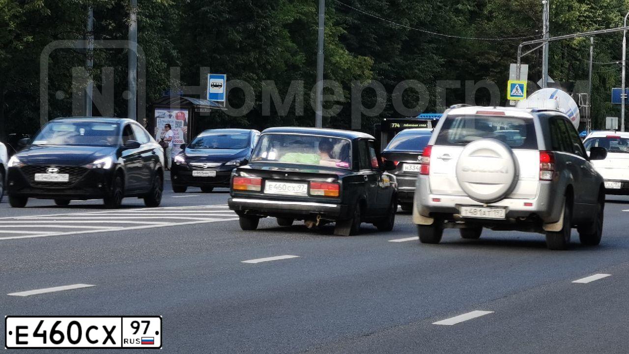 Фото автомобиля NISSAN PRIMERA, 2004 — госномер Е712АС761. Цвет: СЕРЕБРИСТЫЙ
