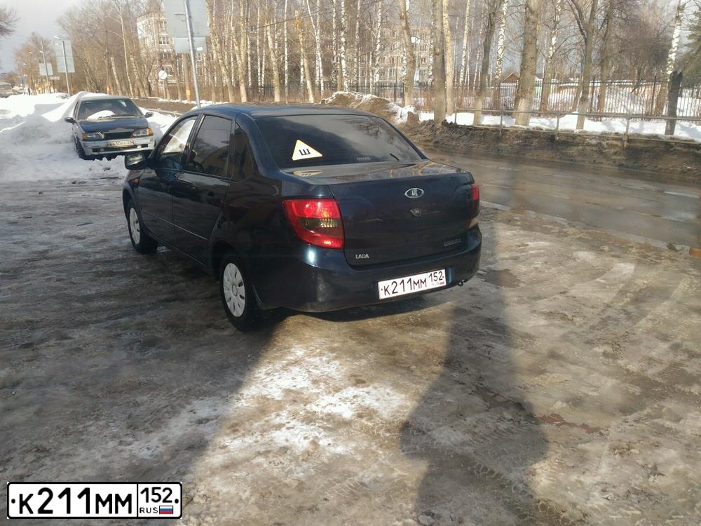 Фото автомобиля LADA 2190 GRANTA, 2012 — госномер К211ММ152. Цвет: Серо-Синий