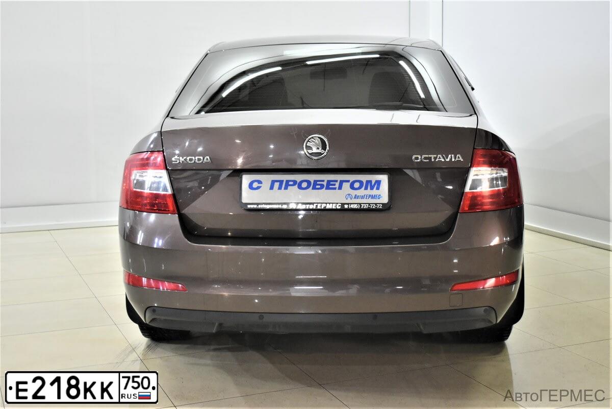 Фото автомобиля SKODA OCTAVIA, 2014 — госномер Х586ОУ790. Цвет: Коричневый