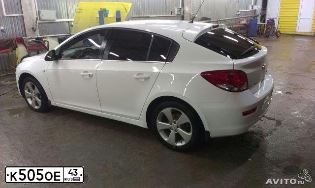 Фото автомобиля CHEVROLET CRUZE, 2012 — госномер К505ОЕ43. Цвет: Белый