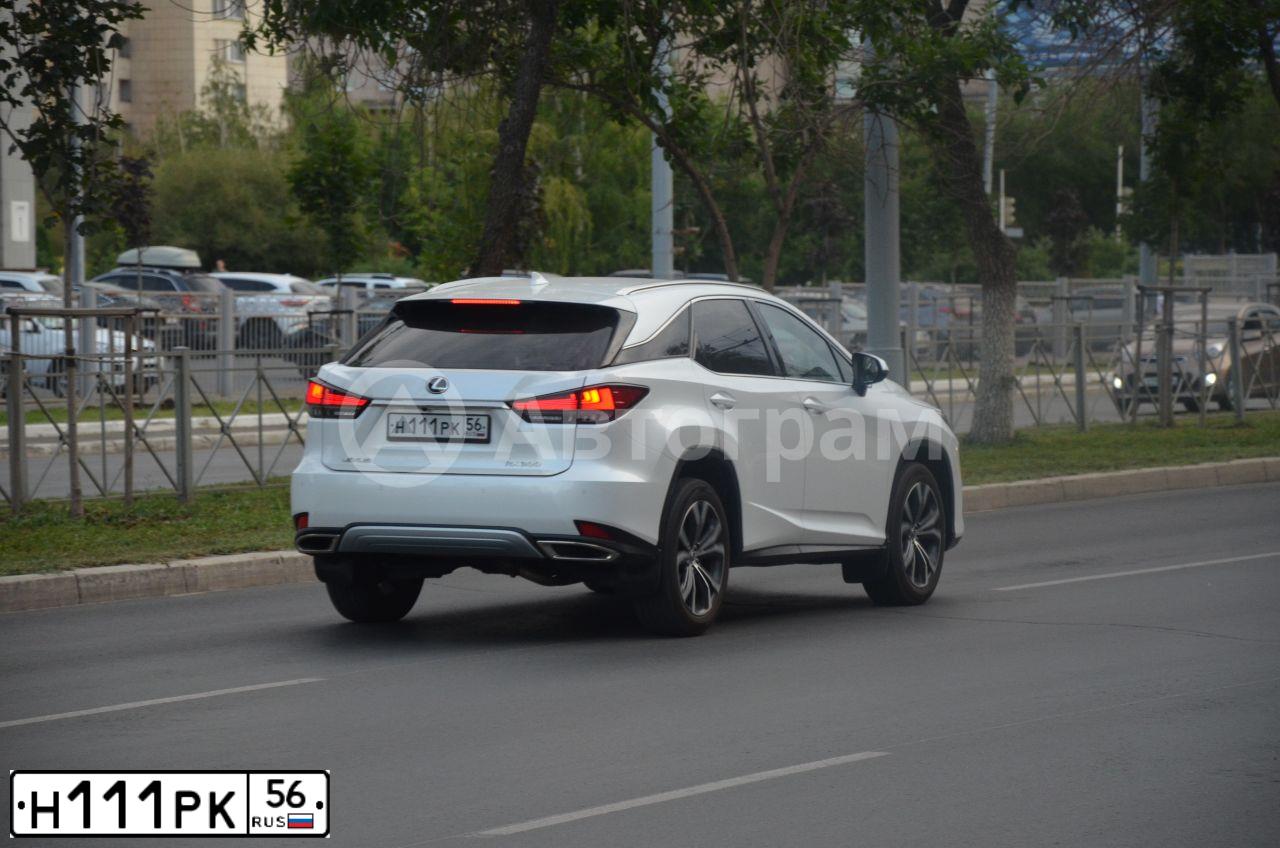 Фото автомобиля TOYOTA CAMRY, 2015 — госномер Х228ХР56. Цвет: ЧЕРНЫЙ МЕТАЛЛИК