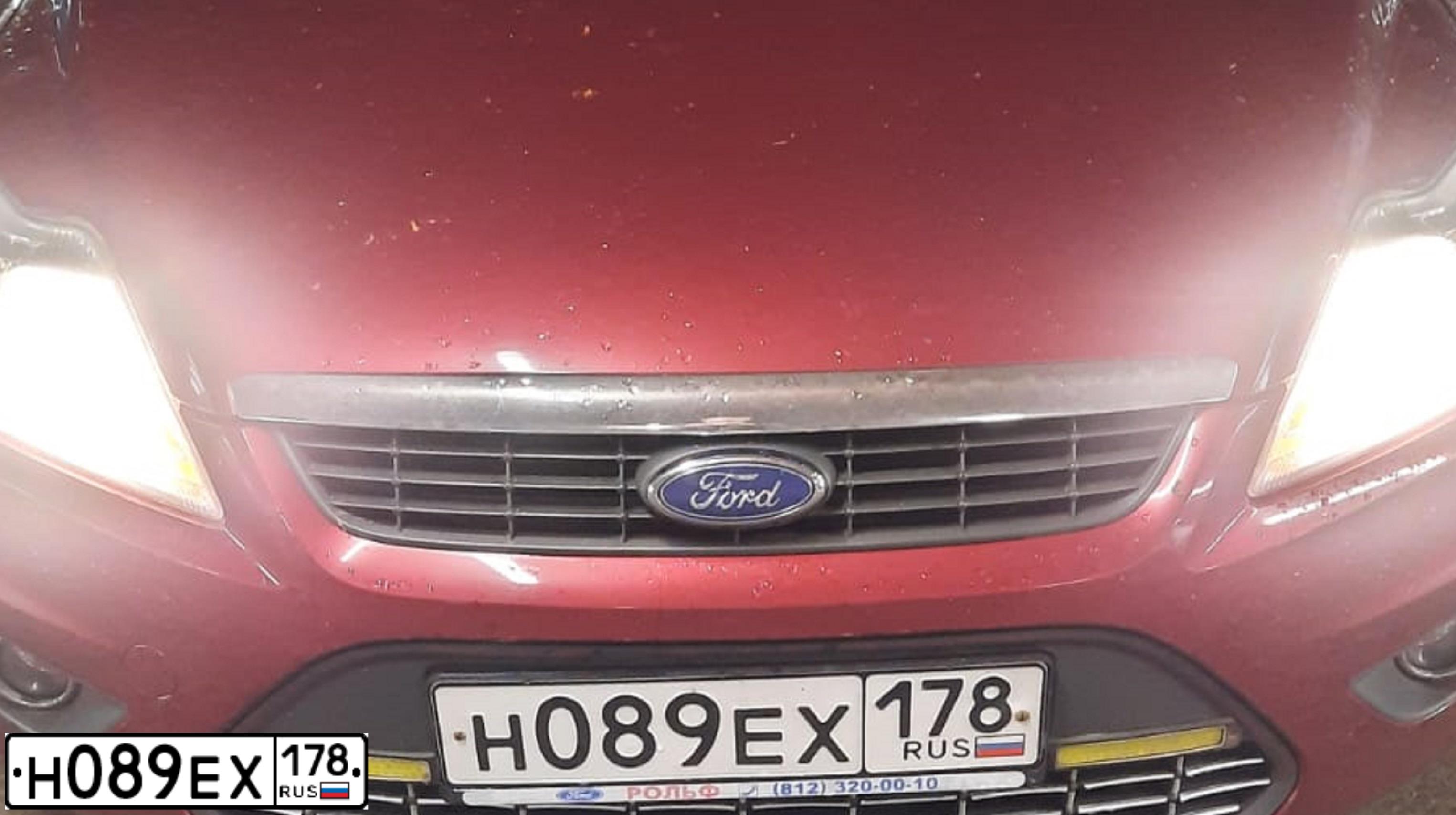 Фото автомобиля FORD FOCUS, 2009 — госномер Н089ЕХ178. Цвет: ВИШНЕВЫЙ