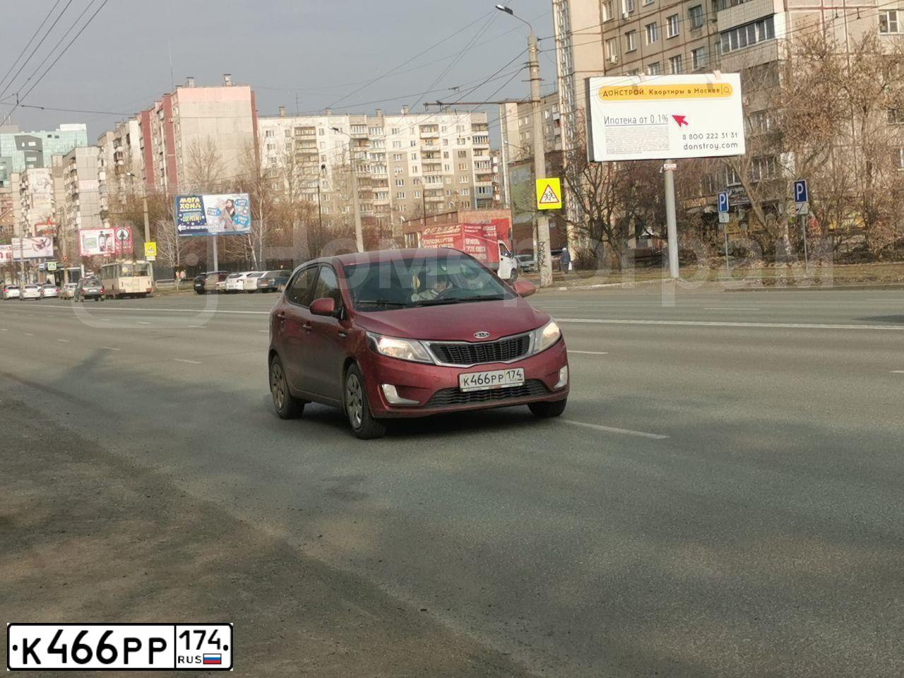 Фото автомобиля KIA RIO, 2012 — госномер С720ВВ774. Цвет: Красный