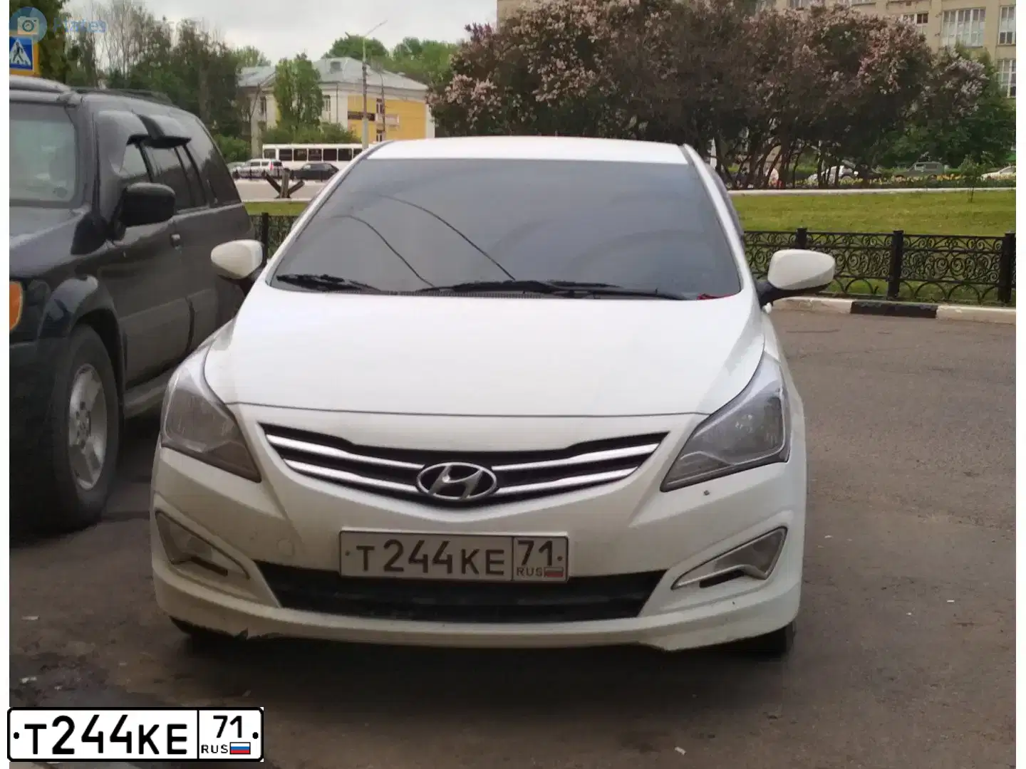 Фото автомобиля HYUNDAI SOLARIS, 2016 — госномер Т244КЕ71. Цвет: Белый